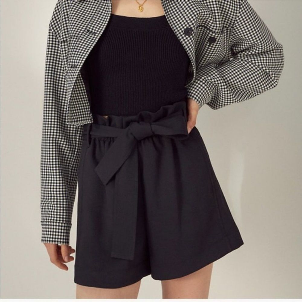 Wilfred Black High Rise Paper Bag Shorts Pockets 4 ~ No belt~ NWT